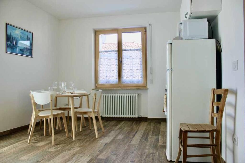 Ferienwohnung Casa Del Tempo Irma Tassullo Ospitar Exterior foto